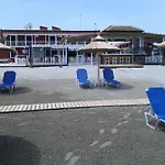 Ammos 公寓式酒店 4*