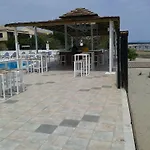 Ammos 4*