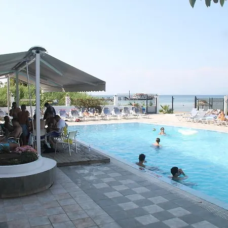 Ammos Lägenhetshotell 4*