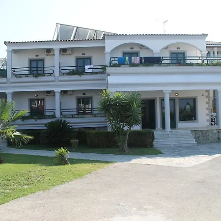 Apartmanhotel Ammos 2*